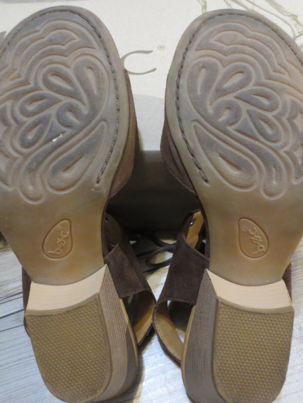 b.o.c Born Concept Blair Dark Brown Faux Suede Dressy Casual Heeled Sandal - 8 M - Picture 7 of 8